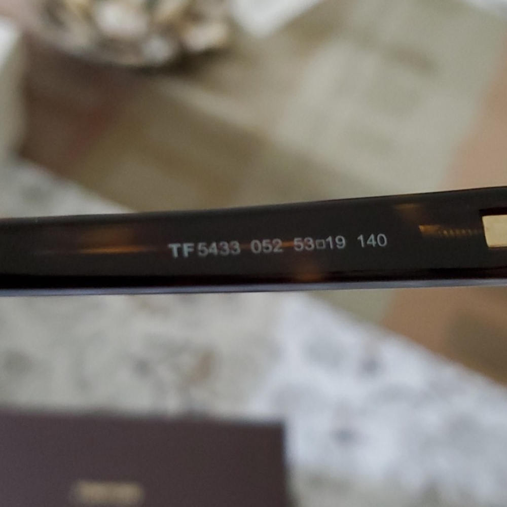 Authentic Tom ford - Picture 5 of 7